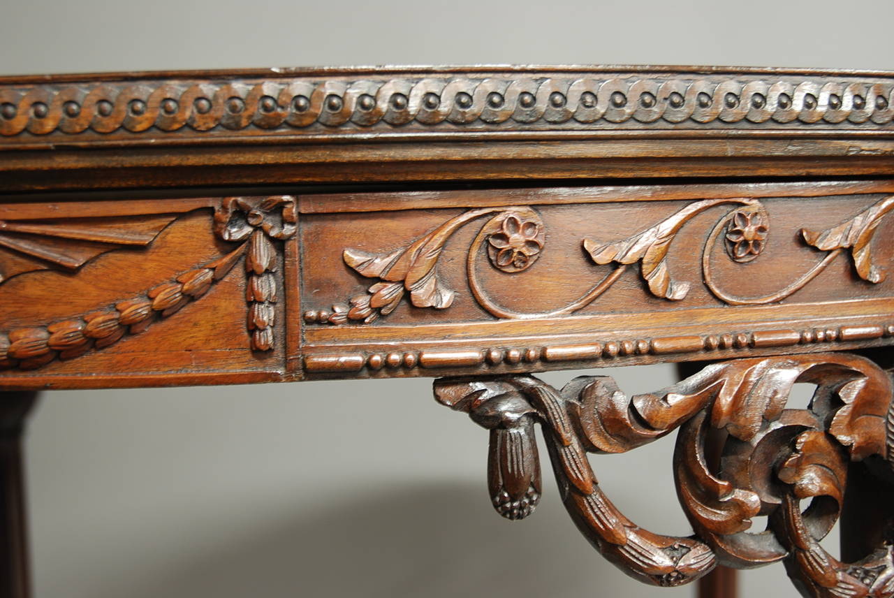 Mahogany Centre Table in the Manner of Robert Adam For Sale 2