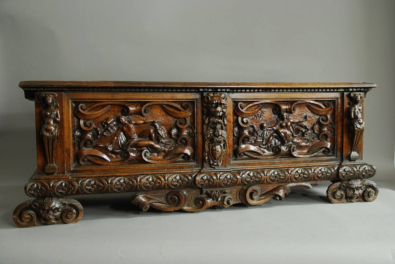 An Italian late 16th century walnut cassone (marriage chest) in excellent, original condition, from the Tuscan area of Italy.

This cassone is in exceptional condition for its age and has been sourced from a private collection in London,