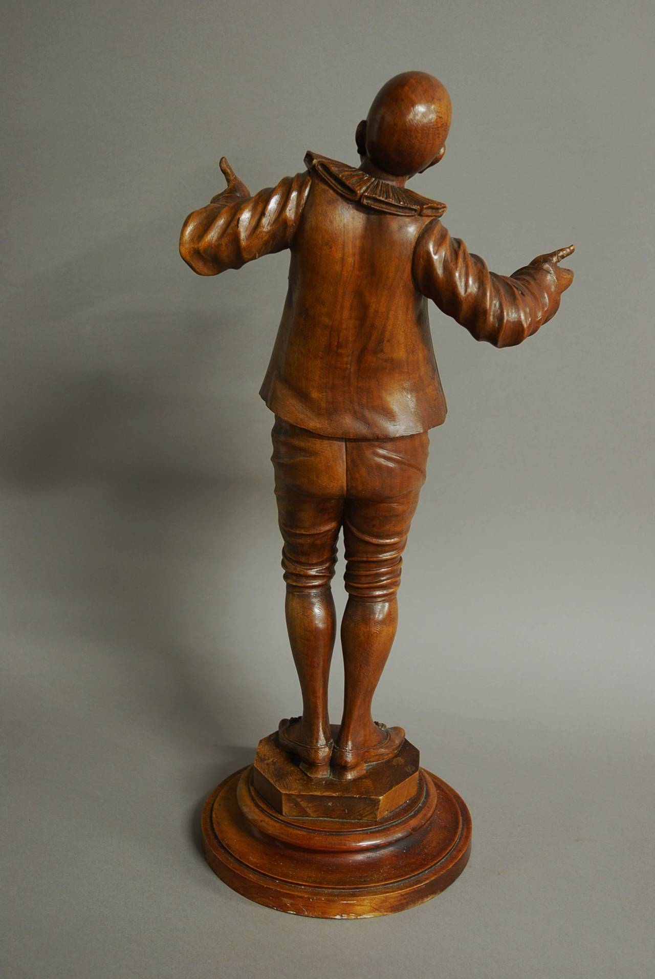 19th Century Finely Carved Walnut Figure of a Pierrot