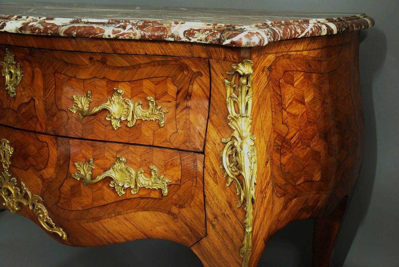 Rare 18th Century French Kingwood Commode In Good Condition For Sale In Suffolk, GB