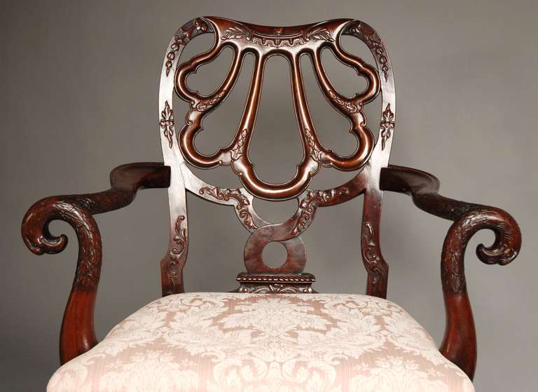 Superb quality late 19th/early 20th century mahogany open armchair In Good Condition For Sale In Suffolk, GB