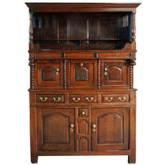 Mid-18th Century Welsh Oak 'Tridarn' Three Part Cupboard of Superb Patina 10