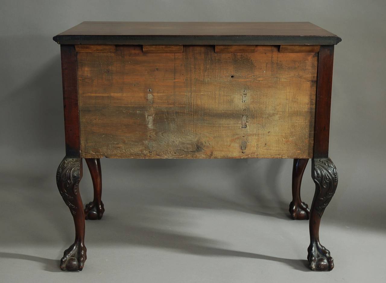 19th Century American Mahogany Dressing Table For Sale 6