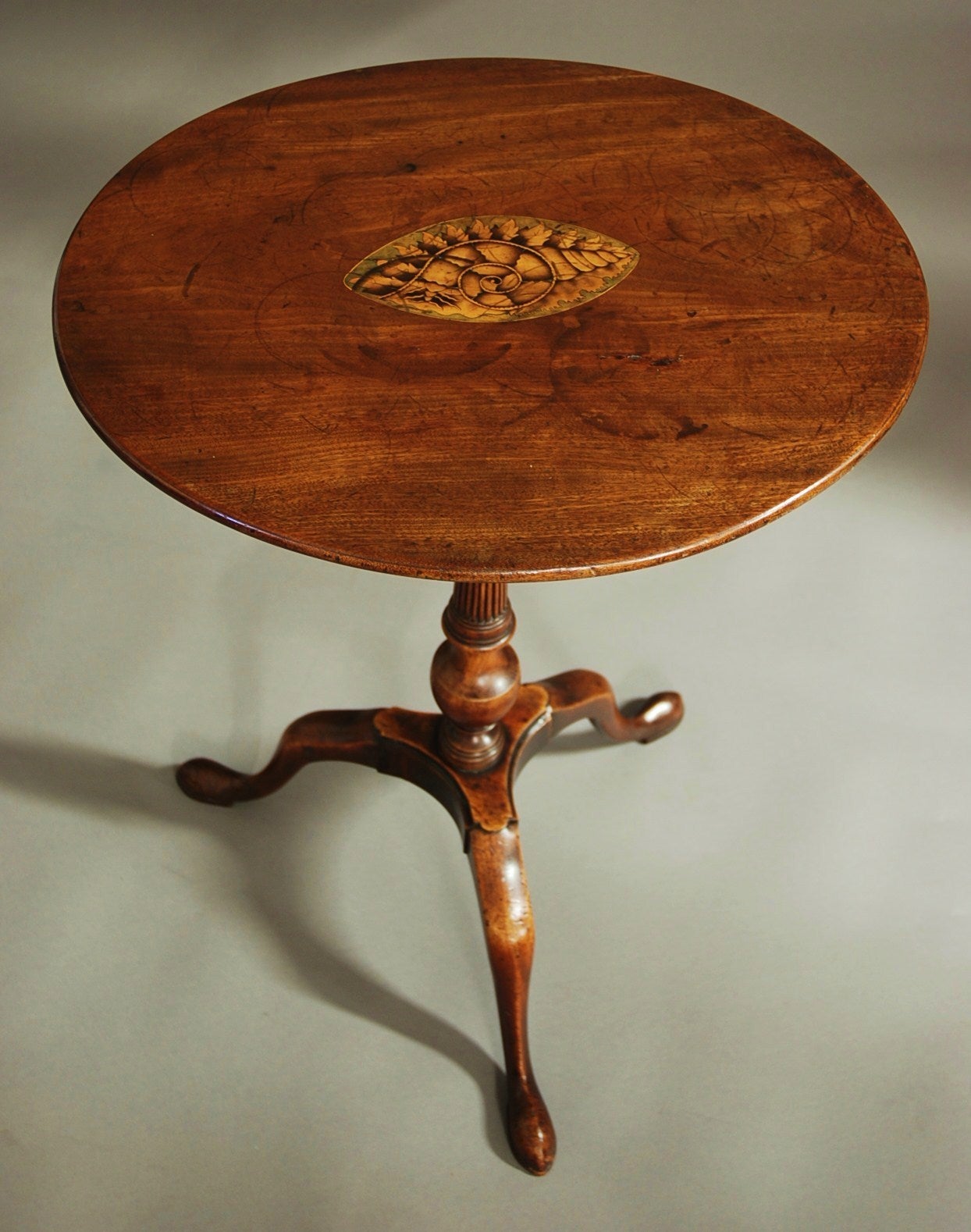 18th Century Tripod Occasional Table of Oval Form In Excellent Condition In Suffolk, GB