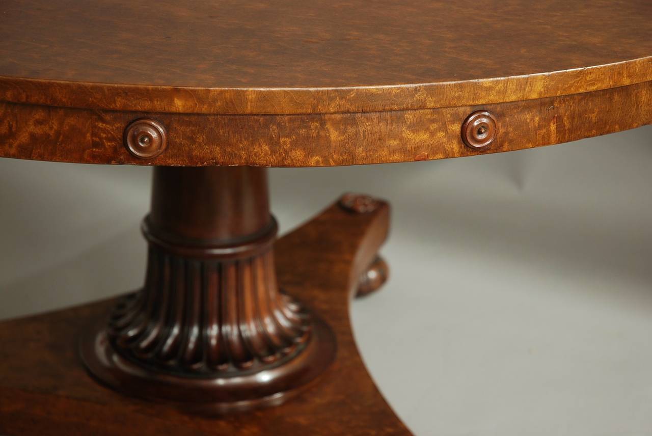 Mid-19th Century 19th Century Superb 'Plum Pudding' Mahogany Tilt-Top Table 