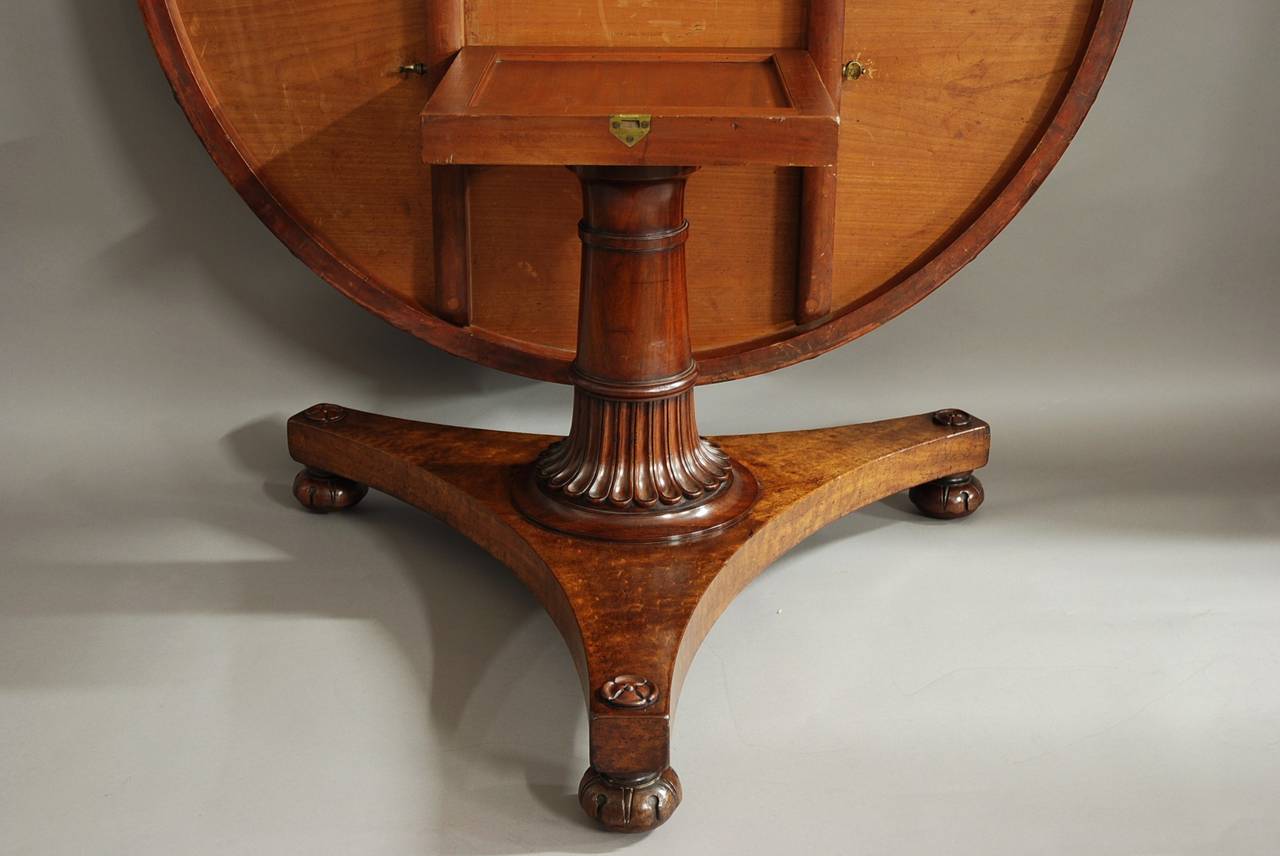 19th Century Superb 'Plum Pudding' Mahogany Tilt-Top Table  1