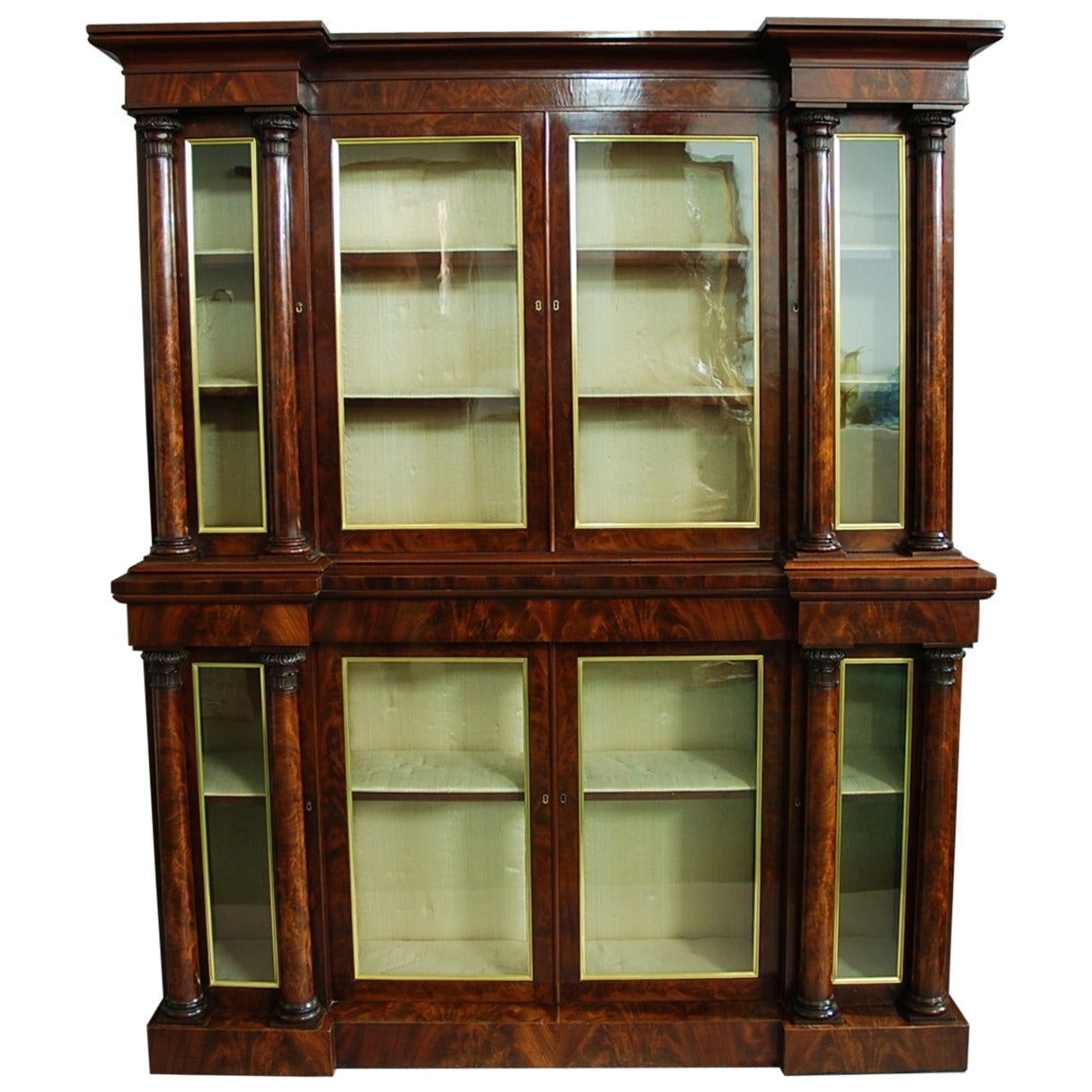 William IV Mahogany Inverted Breakfront Bookcase of Small Proportions