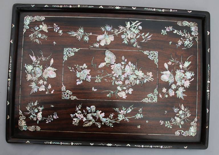 19th century Vietnamese hardwood inlaid tray In Excellent Condition In Suffolk, GB