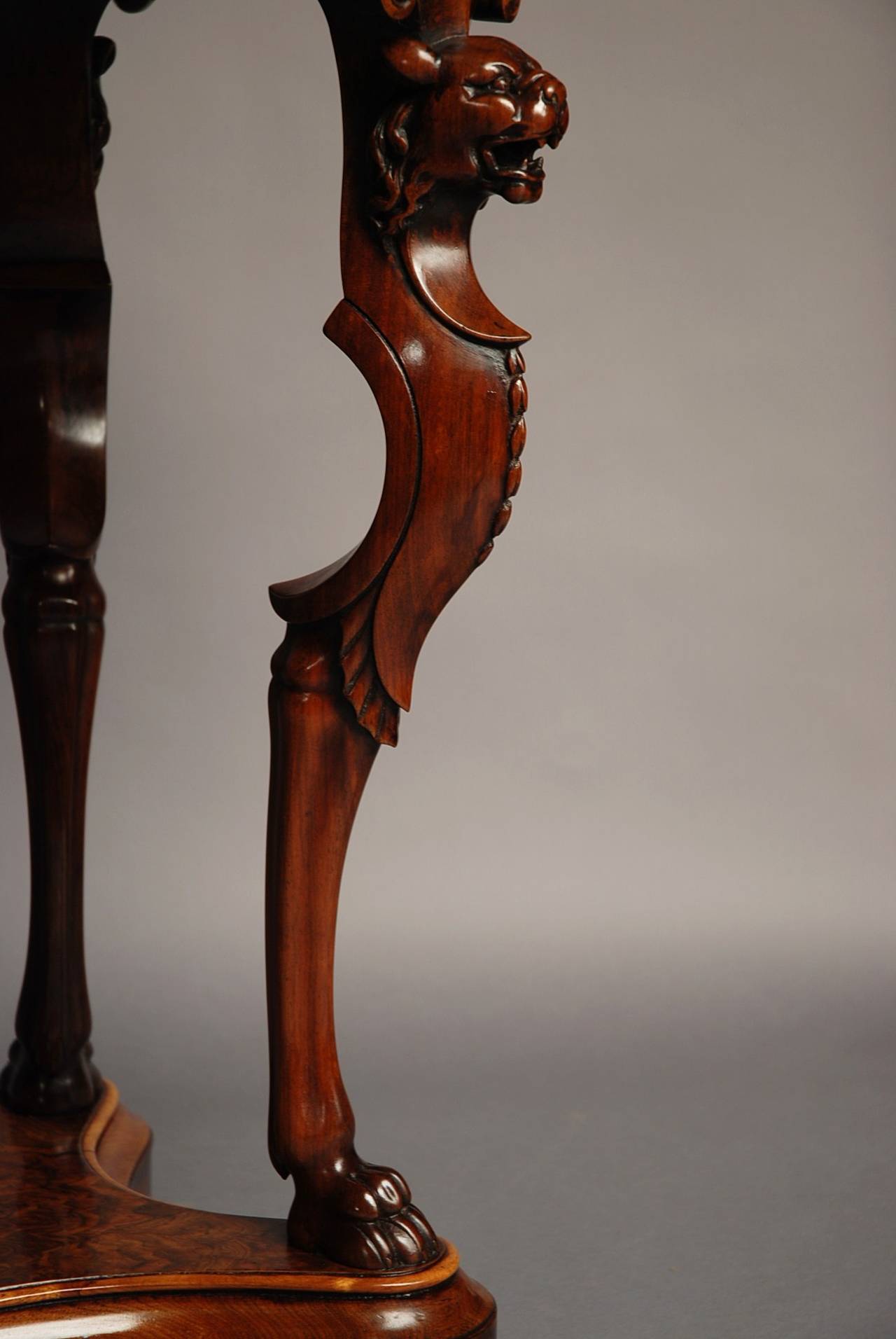 Mid-19th Century Burr Walnut Centre Table by Holland & Sons 5