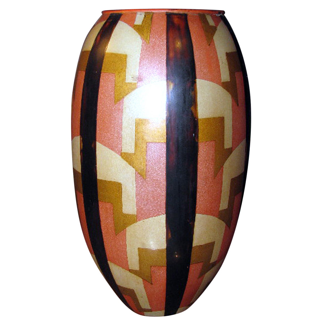 Egg-Shaped Lacquer Vase For Sale