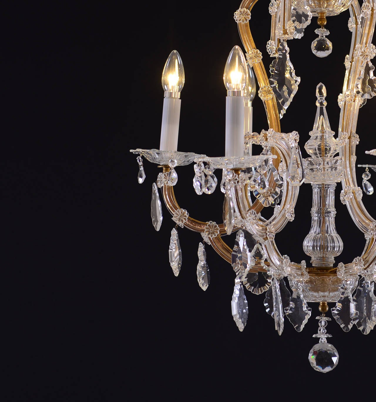 Maria Theresa Baroque Chandelier In Excellent Condition In Vienna, AT