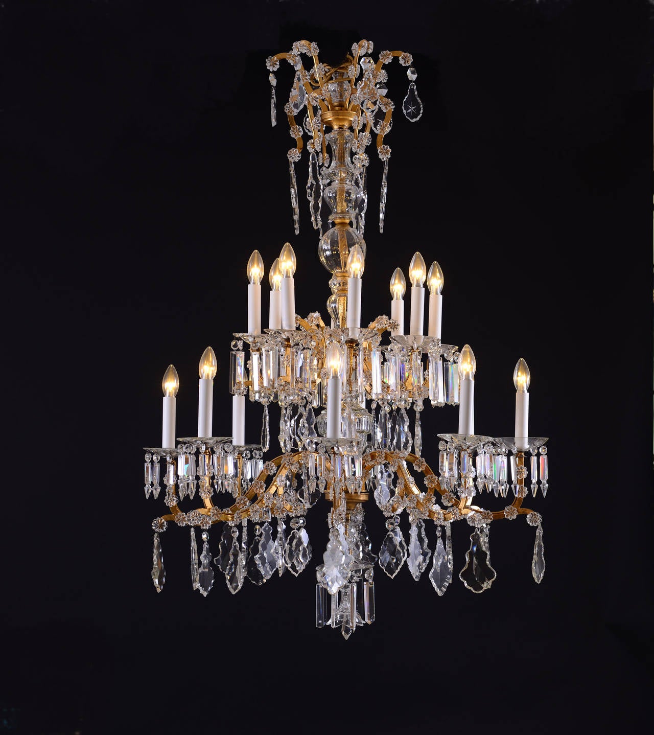 Wonderful Lobmeyr Baroque Style Chandelier from the 1920s In Excellent Condition In Vienna, AT