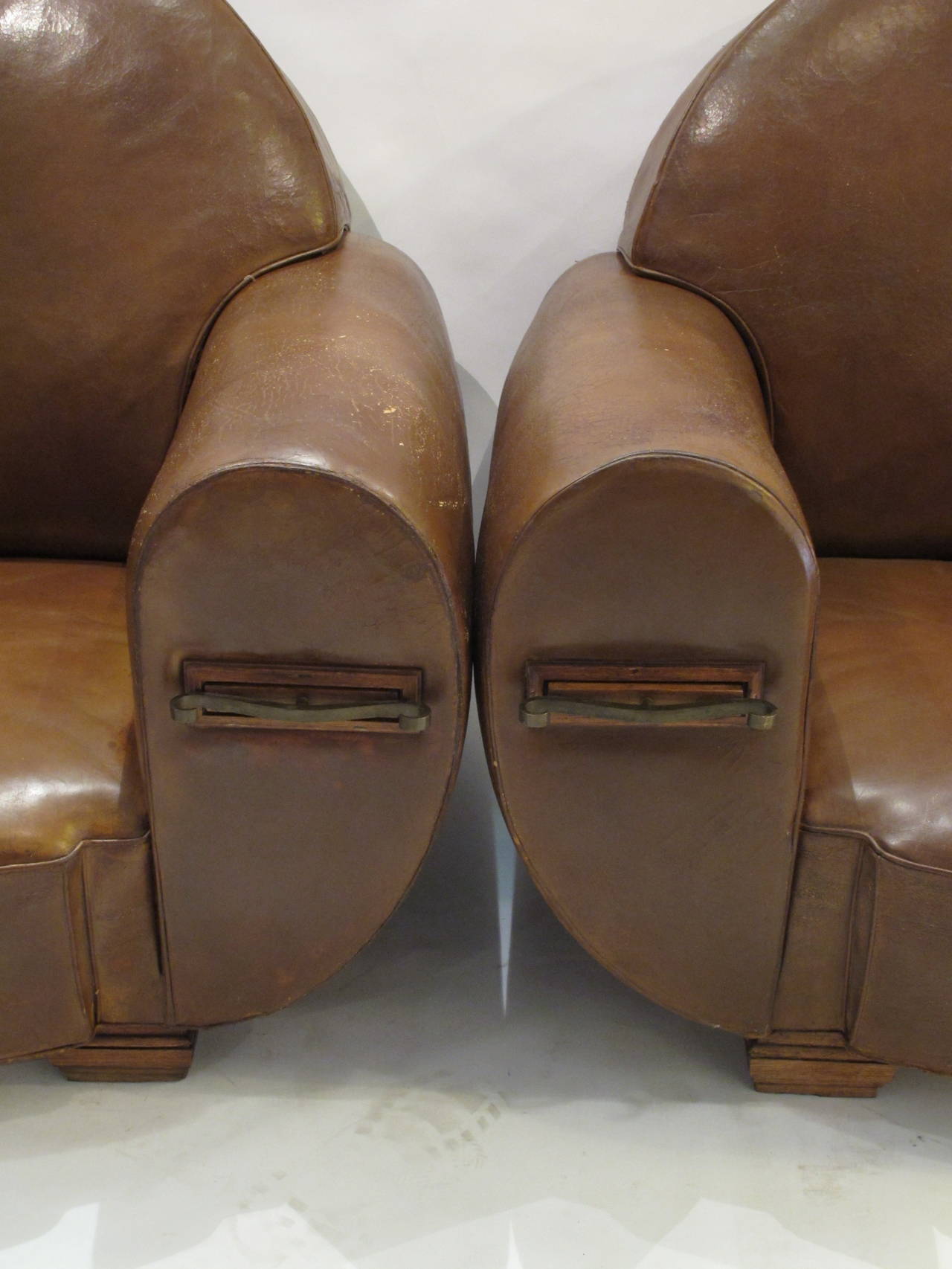 Early 20th Century Pair of Leather Art Deco Club Chairs