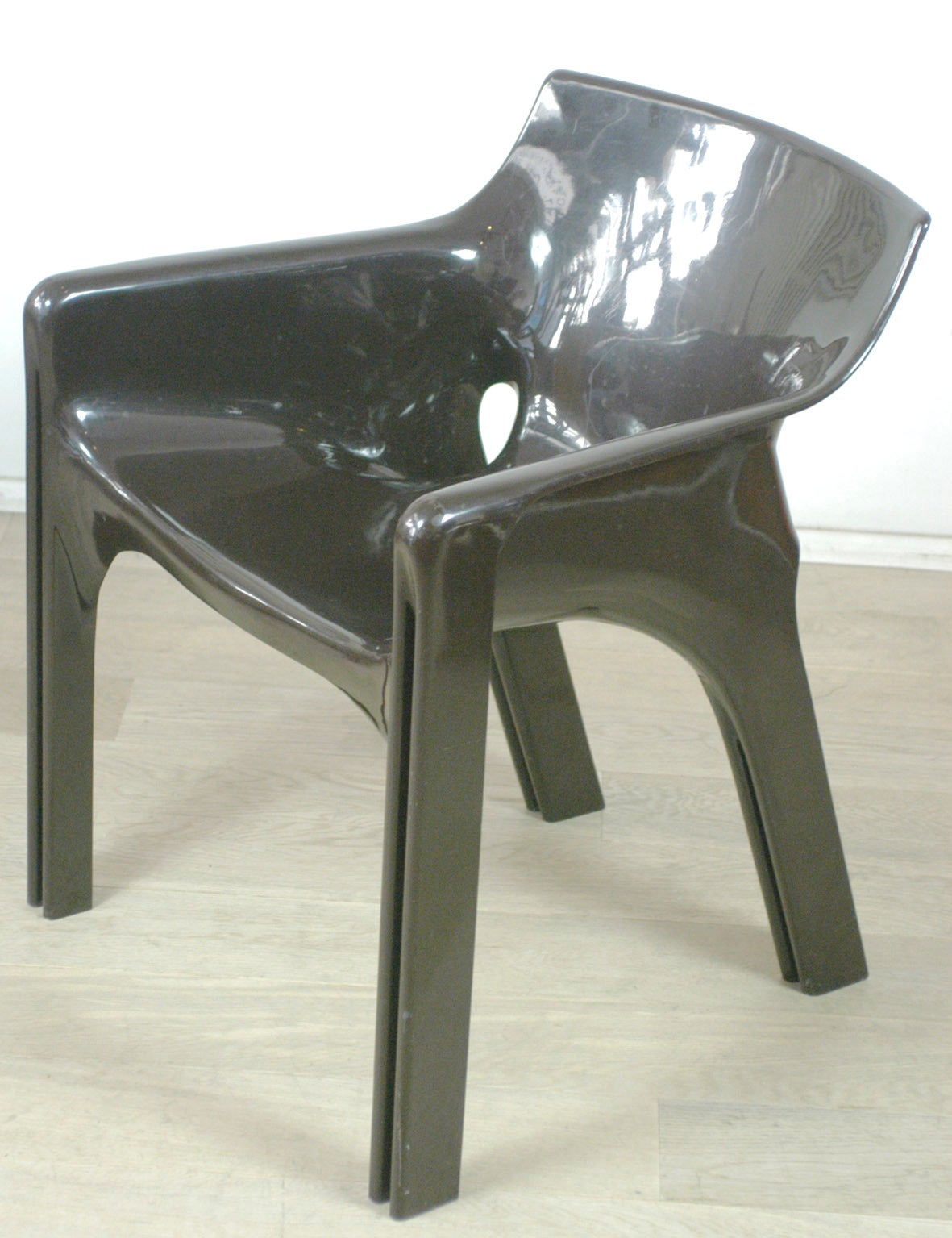 8 dark chocolate brown Italian 1970s 
