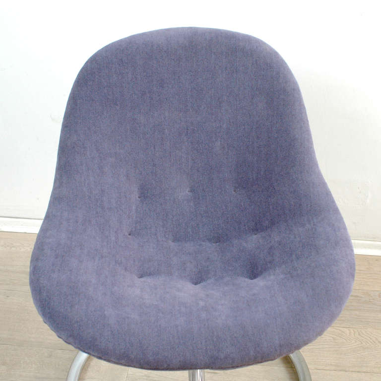 Mid-Century Modern Violet Italian 1960s Tubular Chrome Cocktail Chair