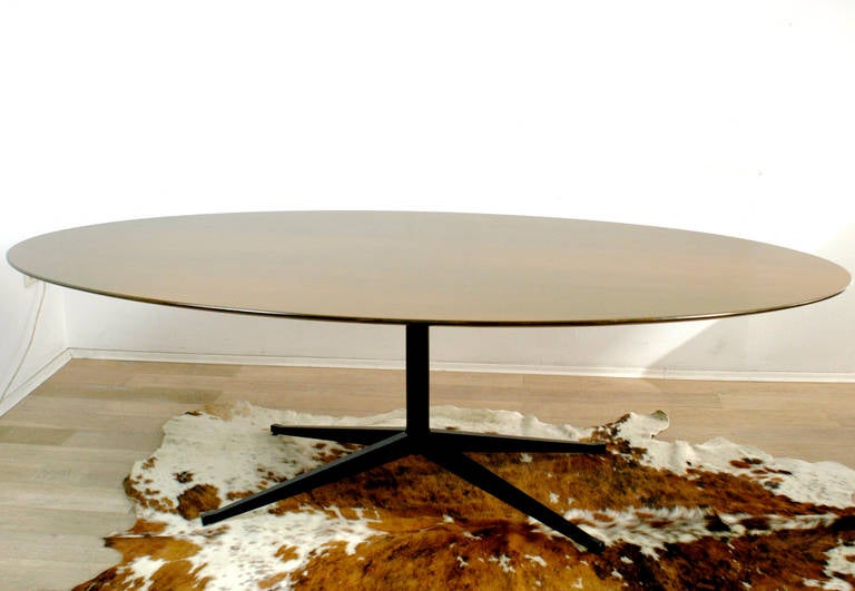 Oval Florence Knoll Dining Table