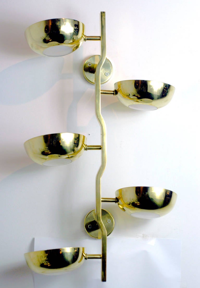 Italian Sculptural, 1950s Brass Wall Light in the Manner of Gino Sarfatti 1