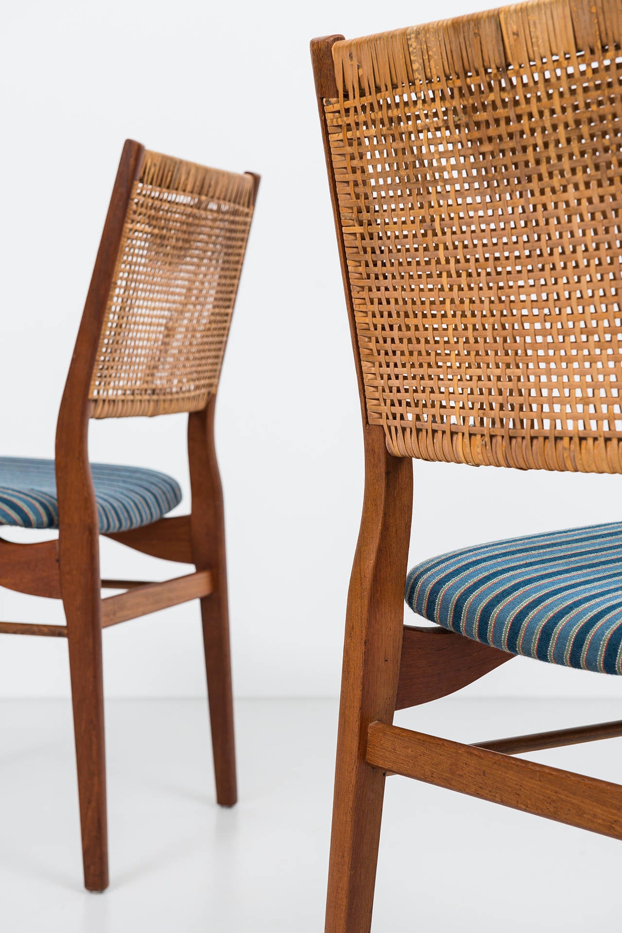 Helge Sibast dining chairs model OS 2 by Sibast in Denmark 2