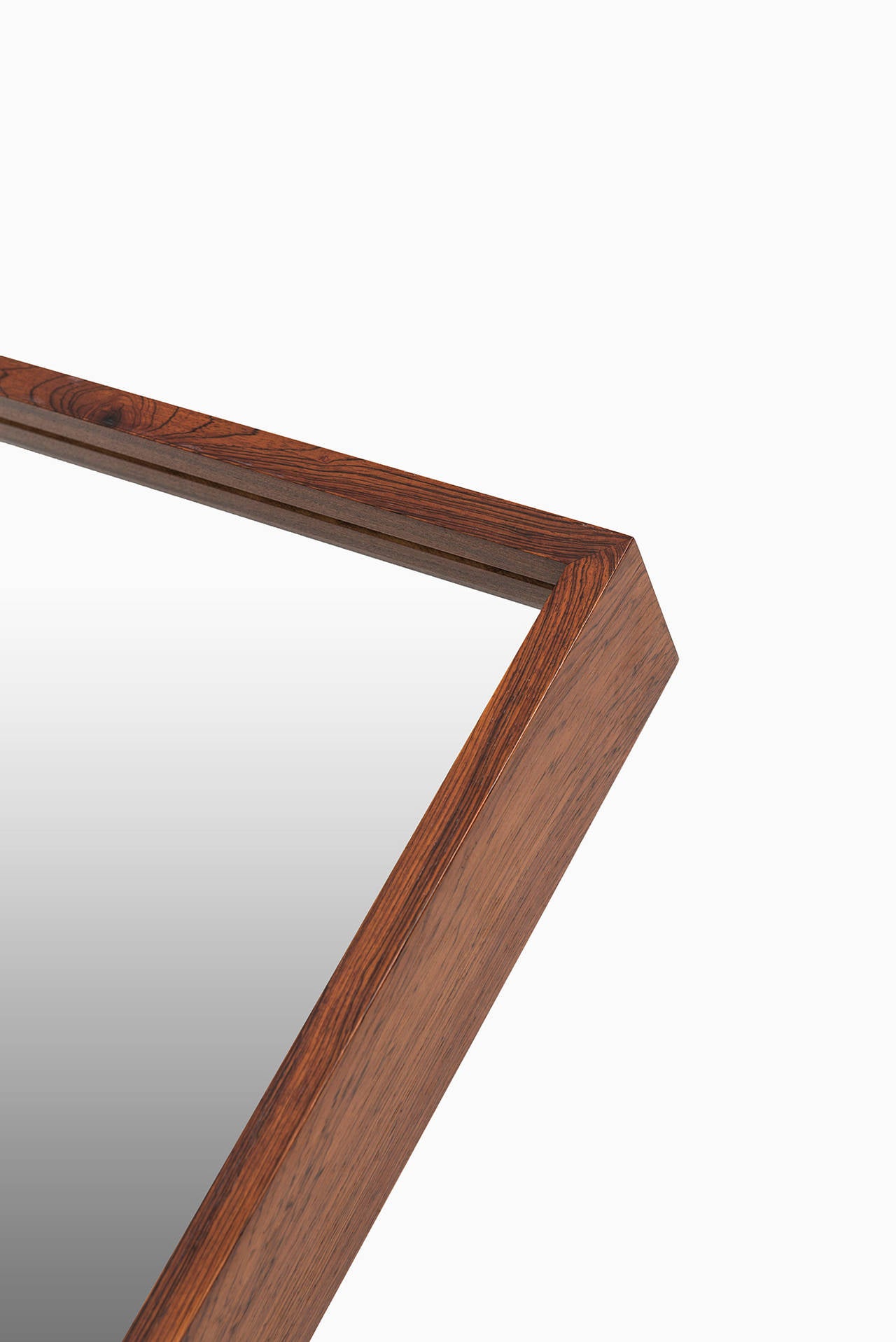 Large rosewood mirror produced in Sweden In Excellent Condition In Limhamn, Skåne län