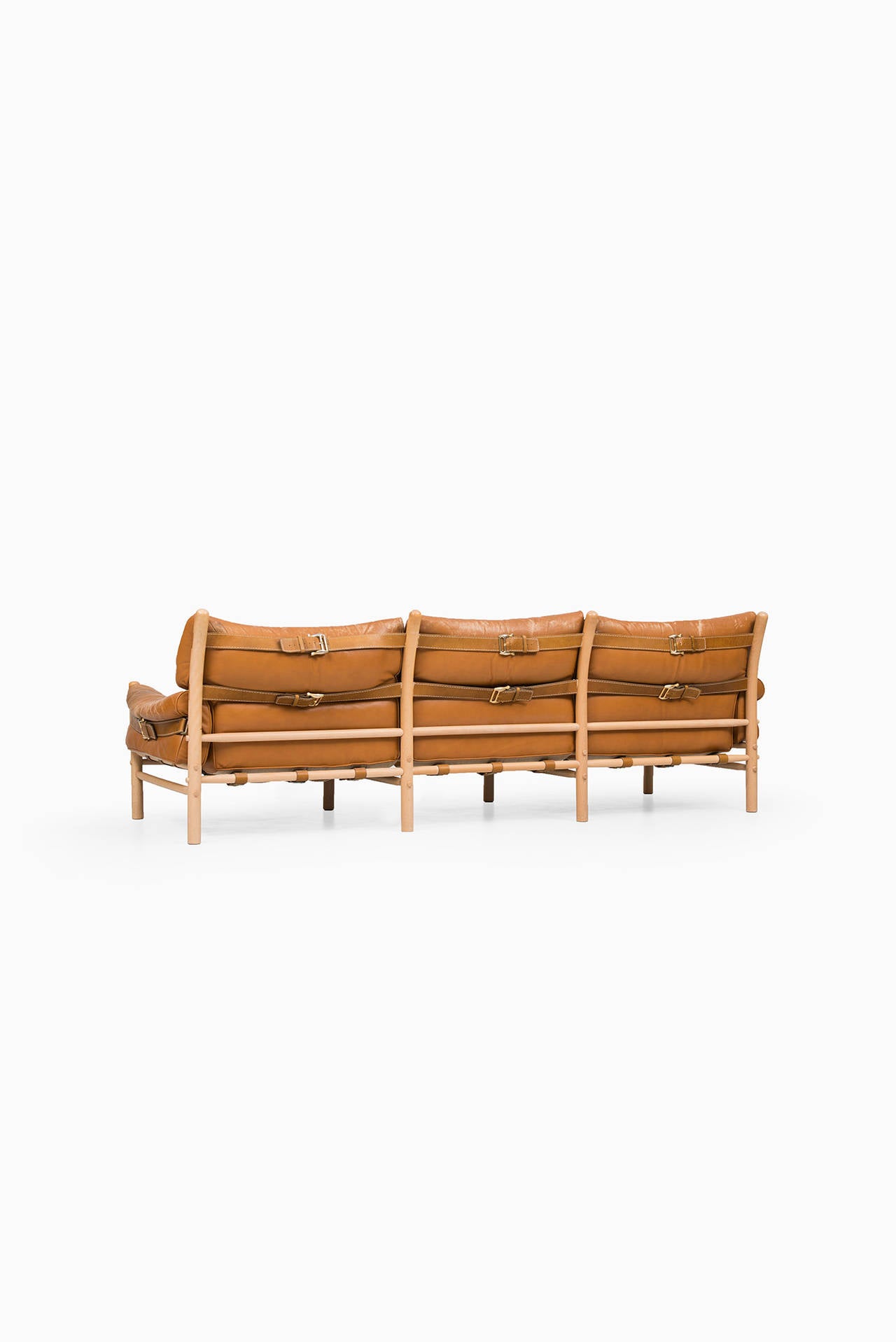 Arne Norell Kontiki sofa by Arne Norell AB in Aneby, Sweden 1