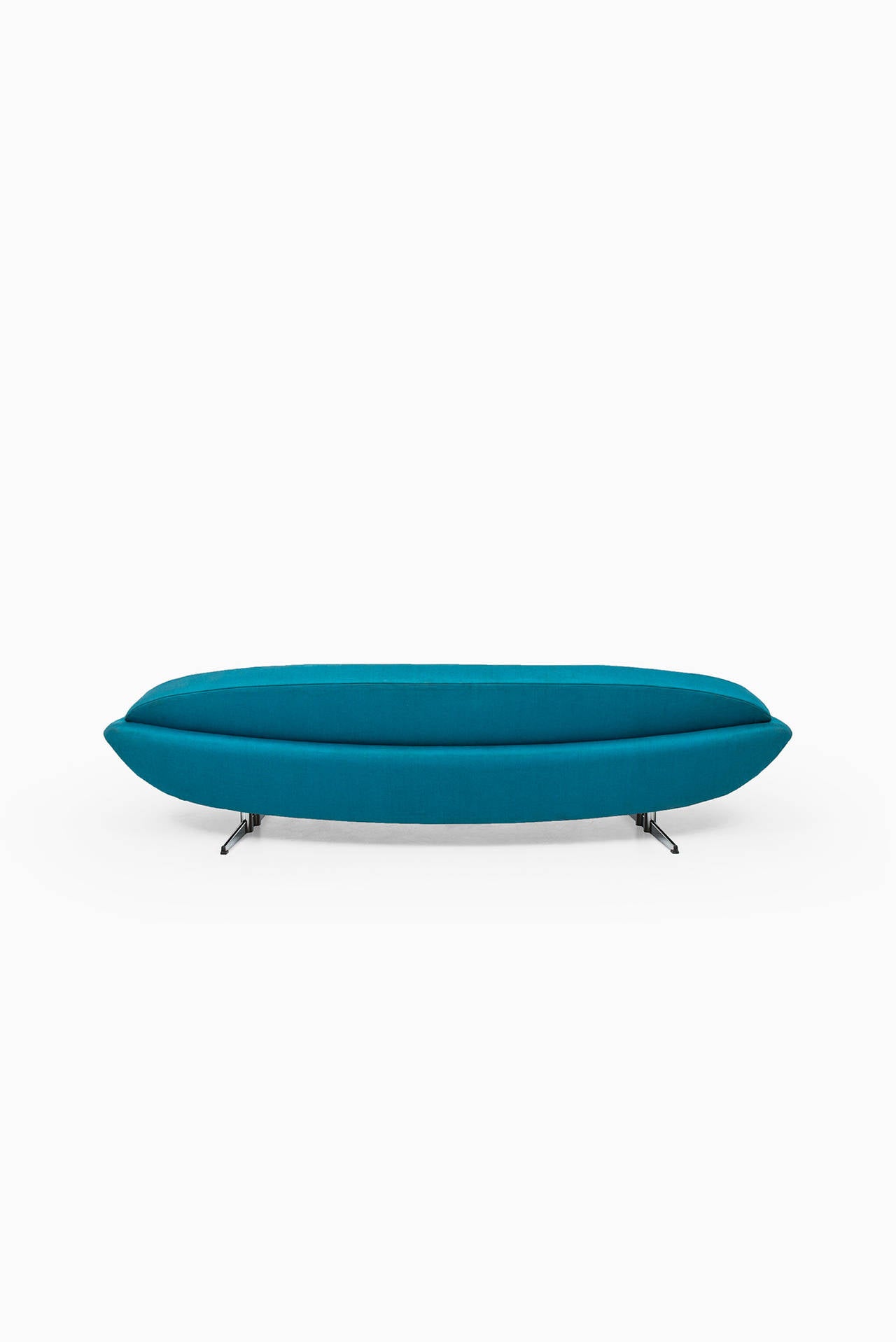 Mid-20th Century Johannes Andersen Sofa Model Capri by Trensum in Sweden