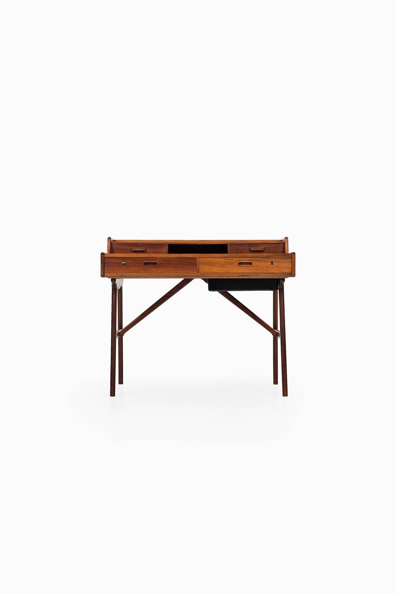 Arne Wahl Iversen Desk or Vanity in Rosewood by Vinde Møbelfabrik in Denmark