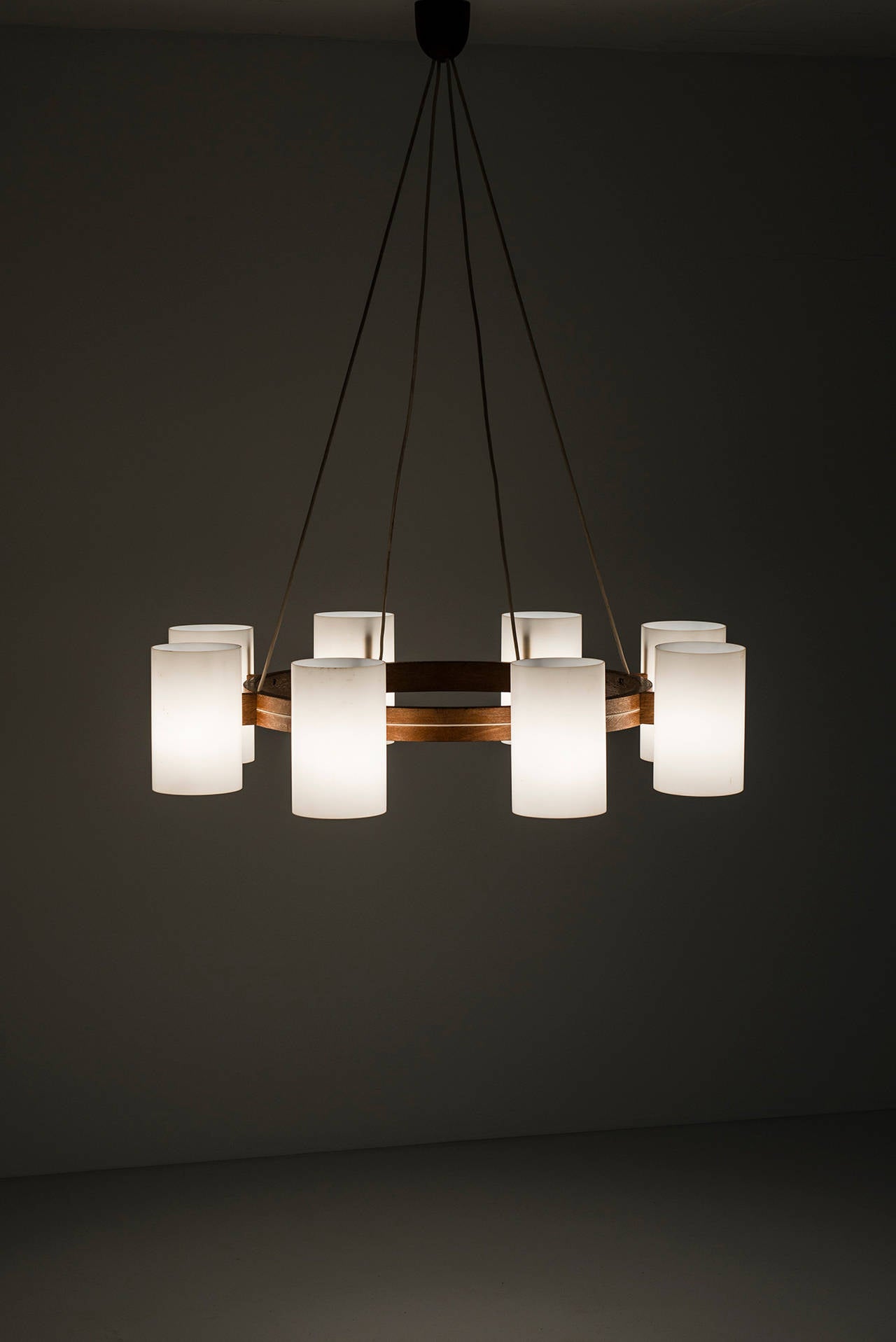 Big ceiling lamp model 587 designed by Uno & Östen Kristiansson. Produced by Luxus in Vittsjö, Sweden.