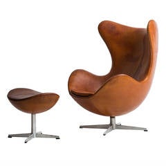 Arne Jacobsen Egg Chair in Original Cognac Brown Leather by Fritz Hansen 2