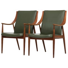 Peter Hvidt & Orla Mølgaard-Nielsen Easy Chairs in Green Leather