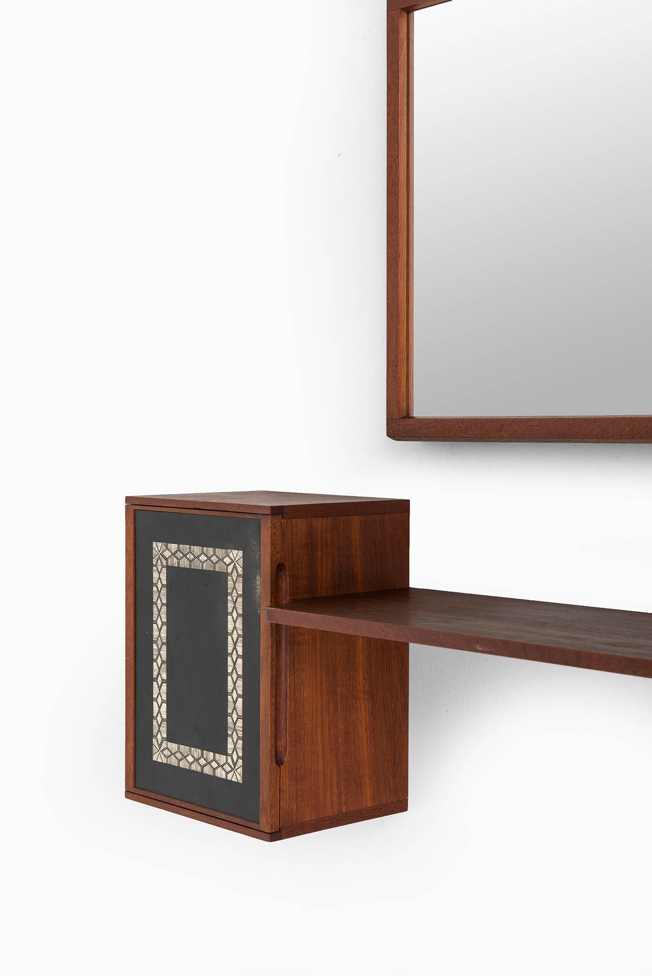 Mid-Century Modern Hans-Agne Jakobsson Hall Furniture with Mirror in Teak