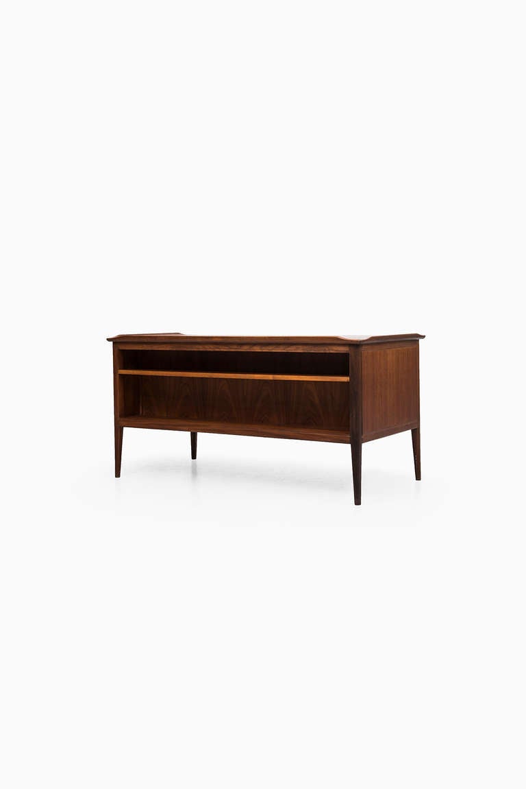 Svend Aage Madsen Desk in Teak Produced by H.P Hansen 2