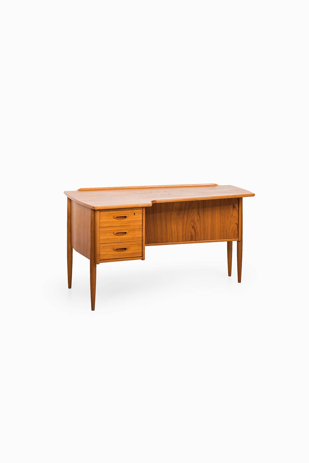 Göran Strand Desk Model A10 by Lelångs Möbelfabrik in Sweden In Excellent Condition In Limhamn, Skåne län