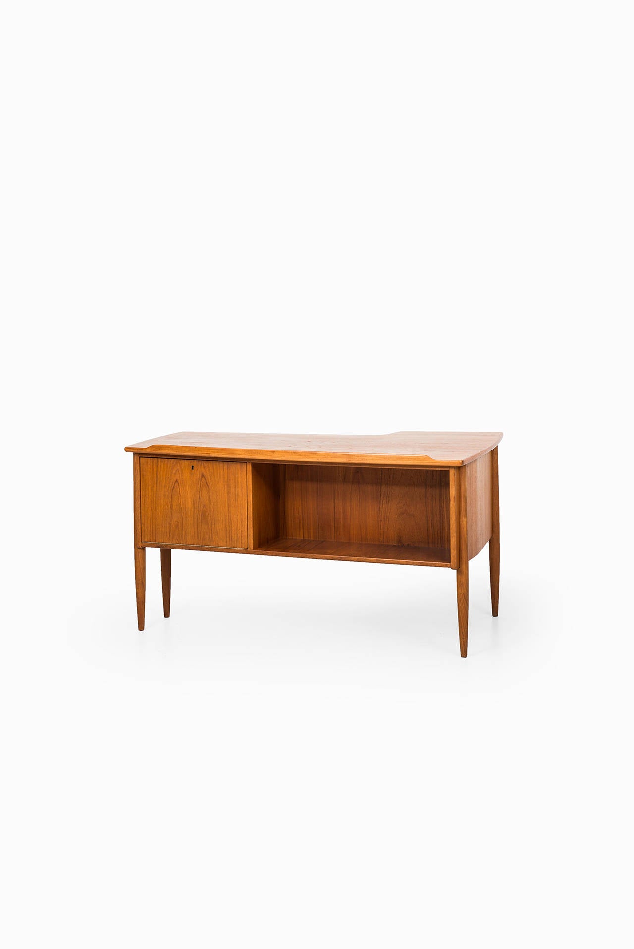 Teak Göran Strand Desk Model A10 by Lelångs Möbelfabrik in Sweden