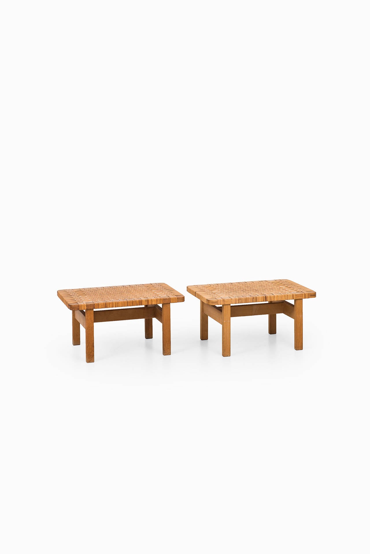 Børge Mogensen Side Tables in Woven Cane by Fredericia in Denmark In Excellent Condition In Limhamn, Skåne län