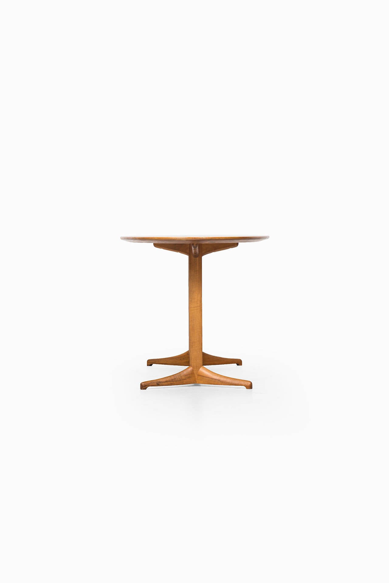 Mid-Century Modern Kerstin Hörlin-Holmquist Coffee Table, Model Plommonet