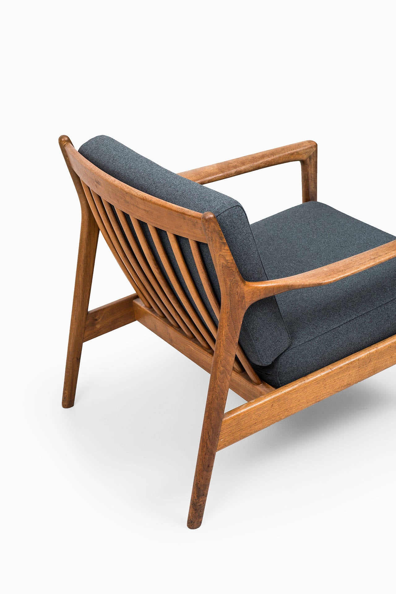 Folke Ohlsson Easy Chairs Model USA-75 Produced by Dux in Sweden In Excellent Condition In Limhamn, Skåne län