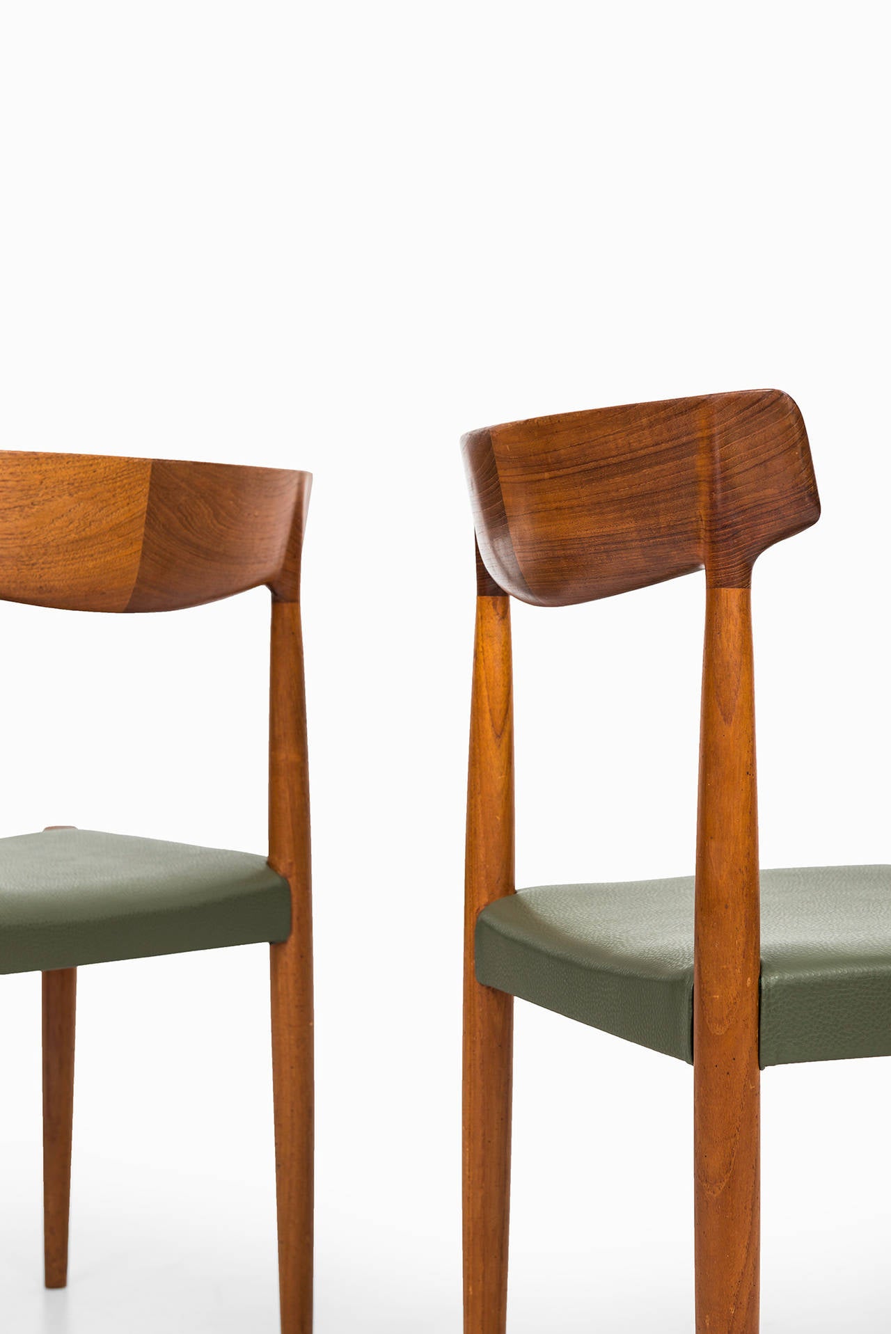 Mid-Century Modern Knud Færch Dining Chairs Model 343 by Slagelse Møbelfabrik in Denmark