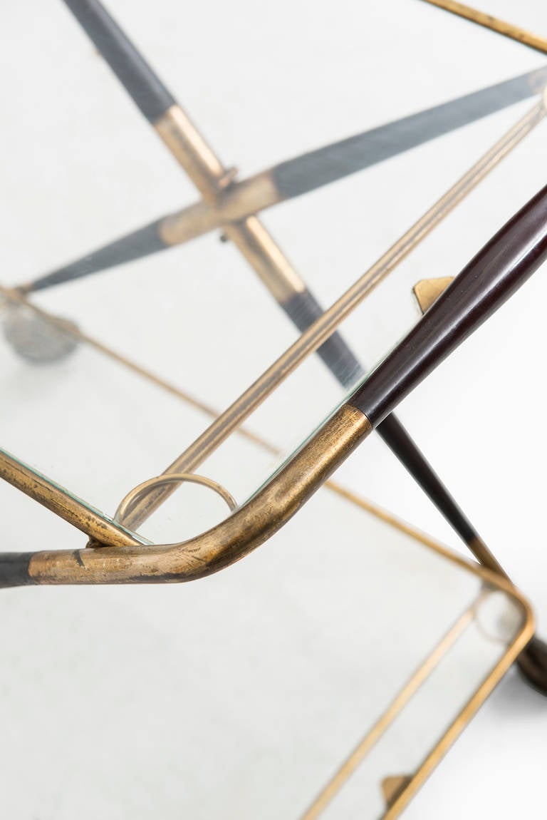 Cesare Lacca Trolley in Brass and Glass Produced in Italy 3