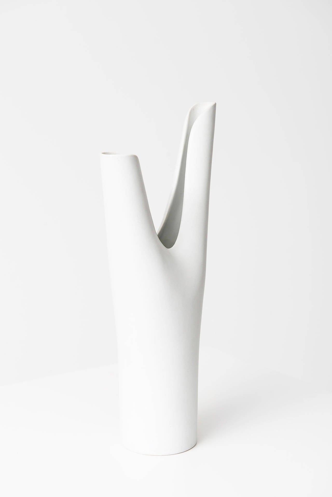 Stig Lindberg Ceramic Vase Model Veckla by Gustavsberg in Sweden In Excellent Condition In Limhamn, Skåne län