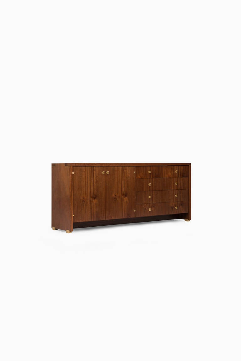 Mahogany sideboard with brass details 3