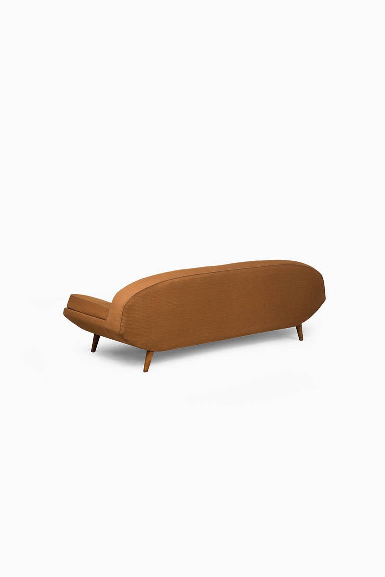 Mid-20th Century Folke Jansson Sofa or Daybed by SM Wincrantz in Sweden