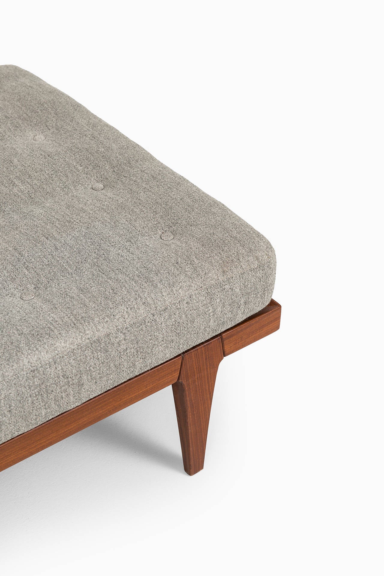 ib kofod larsen sofa