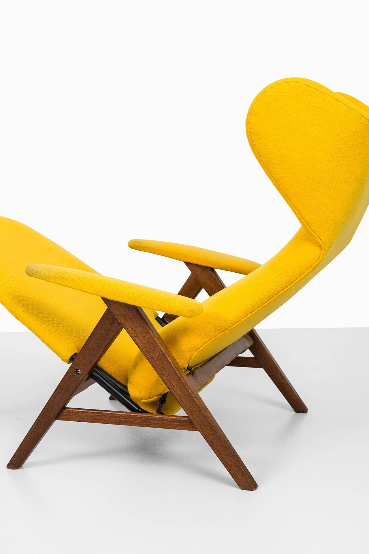 H.W Klein reclining chair by Bramin møbler in Denmark 3