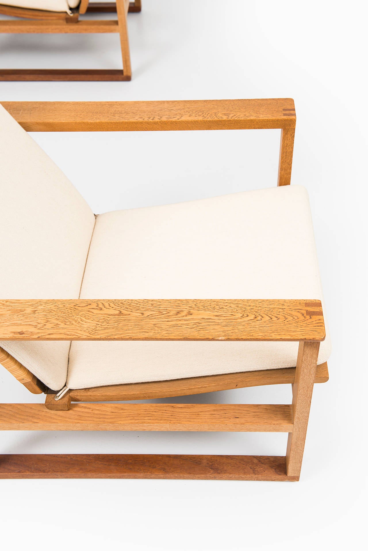 Fauteuils Børge Mogensen Modèle 2256 par Fredericia Stolefabrik au Danemark
