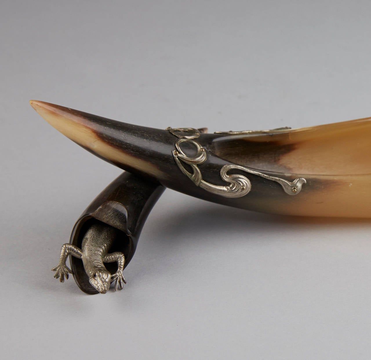 French Jugendstil Penholder Horn with Lizard and  Metal Application For Sale