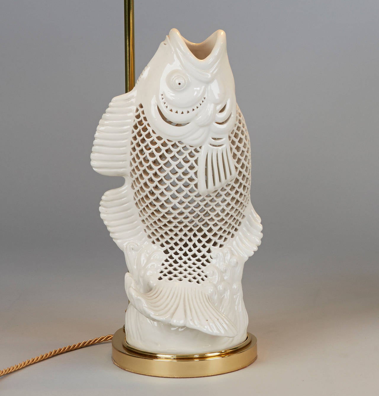 Blanc de Chine Pair of Table lamps carved  Porcelain Fish In Excellent Condition In Hamburg, DE