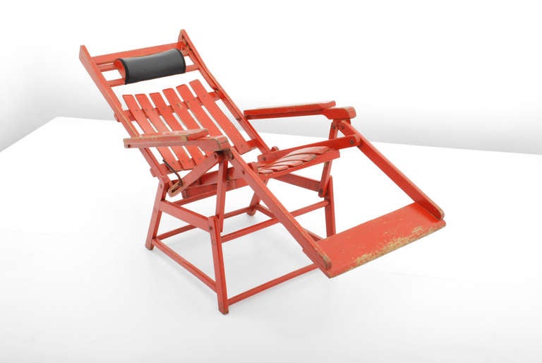 reclining deck chairs