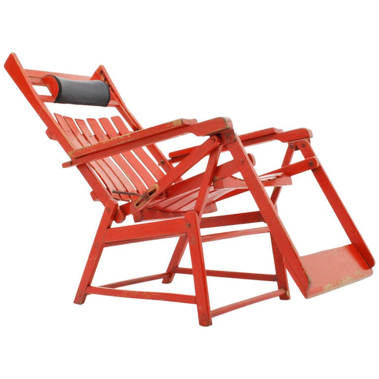 Eckart Muthesius "Siesta" Red Reclining Deck Chair For Sale