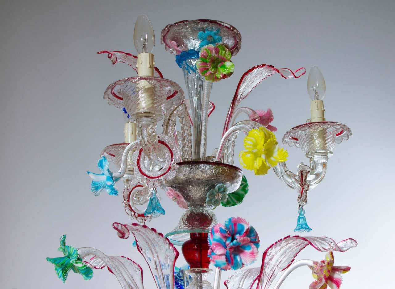 Mid-Century Modern Chandelier in Transparent with Multicolored Finishes, circa 1950s For Sale
