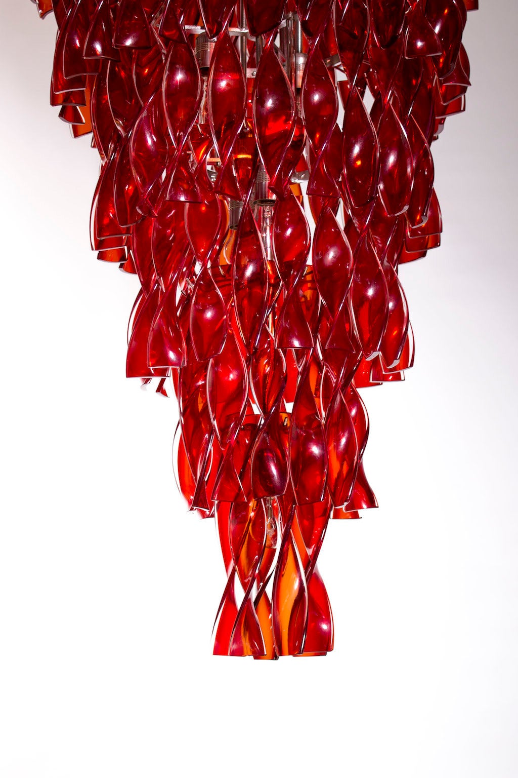 Hand-Crafted Italian Red Chandelier in Murano Glass, circa 1970s